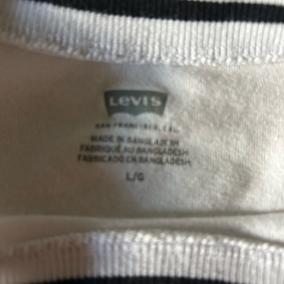 Classic White T-Shirt with Black Striped Collar-Levi’s. - Picture 4 of 6